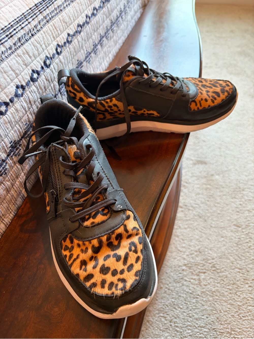 Vionic Black & Leopard Print Women’s Fashion Sneakers